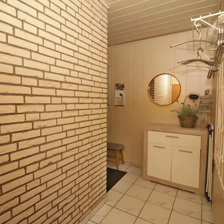 45 Apartment *